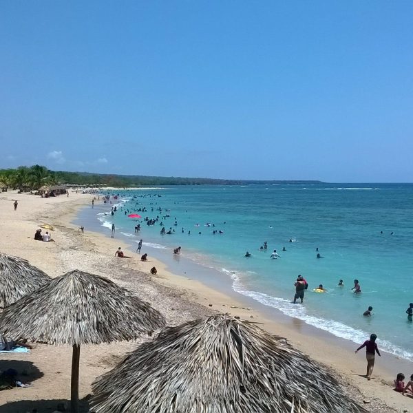 Socializan resultados de servicio estatal para recuperación de las playas para evaluar procesos erosivos acumulativos en Cienfuegos