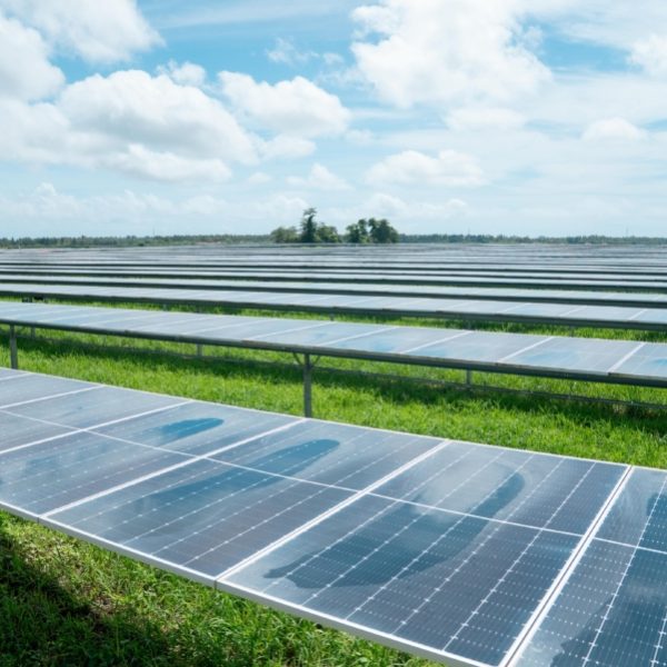 Guatemala proyecta 80% de generación renovable antes de 2035