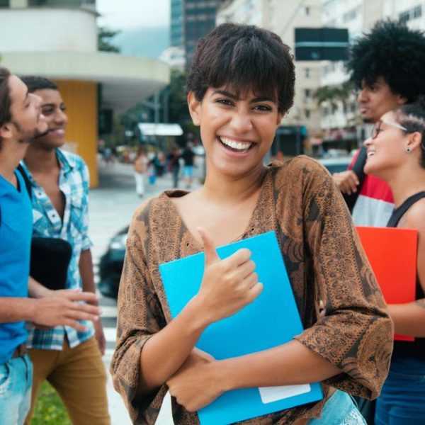 Becas de doctorado Paulo Freire+